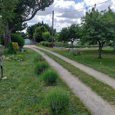 Chambres D'Hotes, " Au Coeur De La Nature, Et Du Calme" Descartes Buitenkant foto